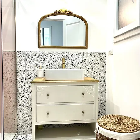 Apartament Apparemment Bord De Vue *